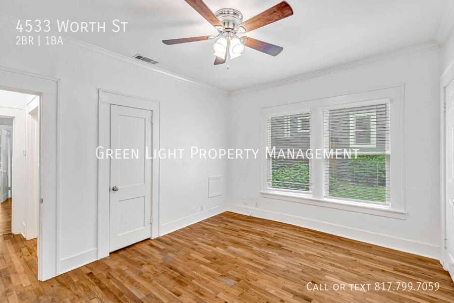 Apartment for rent at 4533 Worth St, Dallas, TX 75246