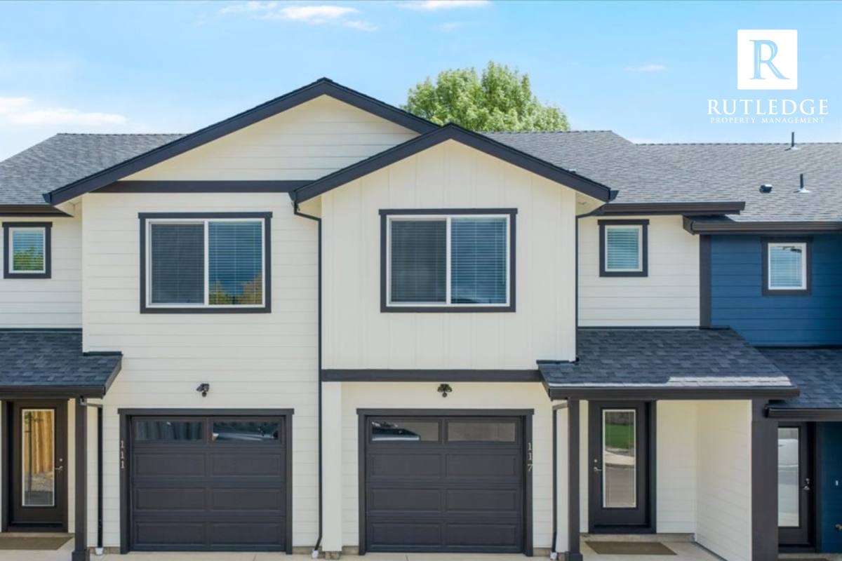 Townhouse for rent at 117 Bailee Way, Eagle Point, OR 97524