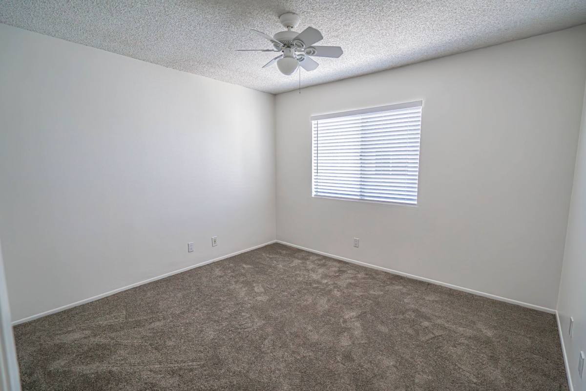 Condo for rent at 26842 Claudette, Canyon Country, CA 91351
