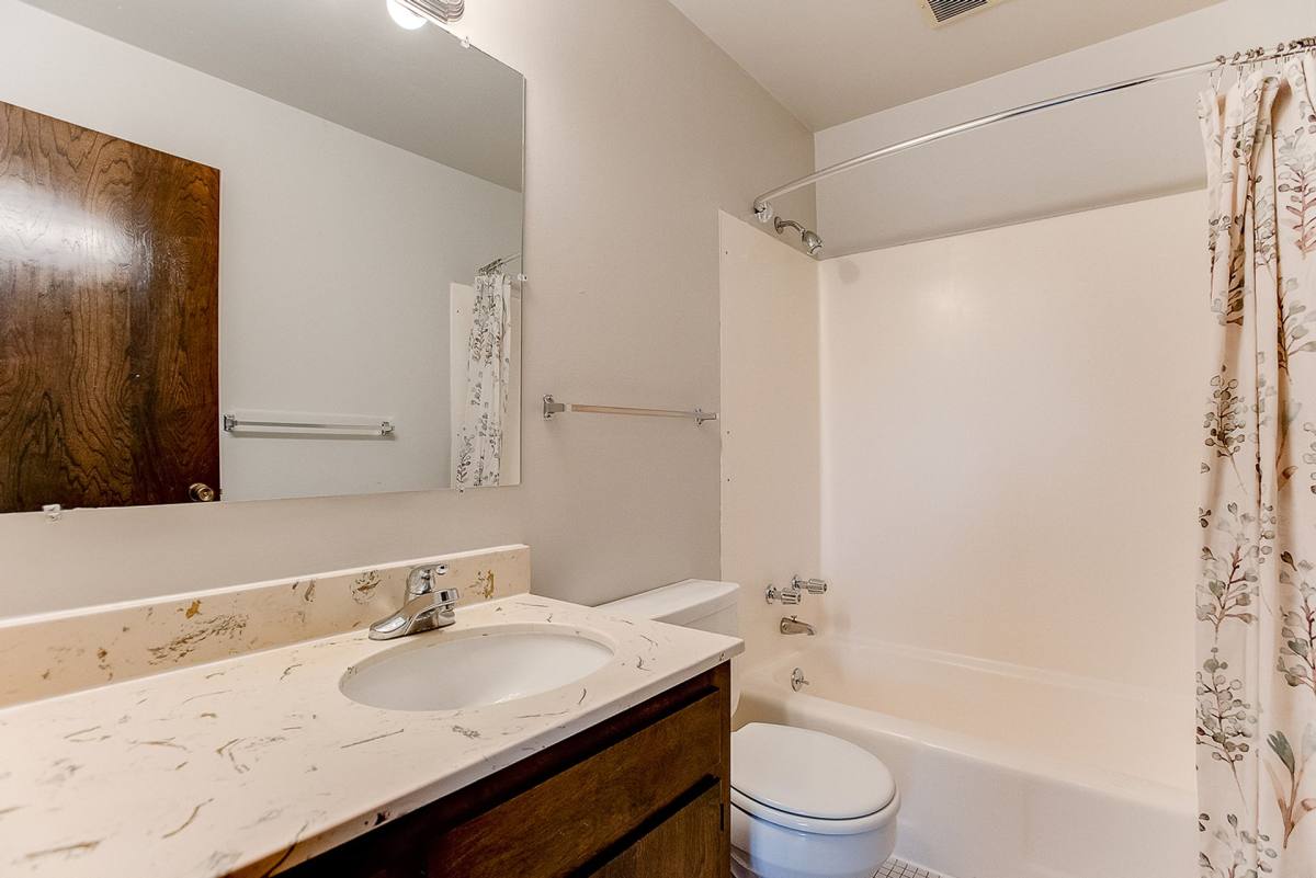 Apartment for rent at 3713 Foss Rd, Minneapolis, MN 55421