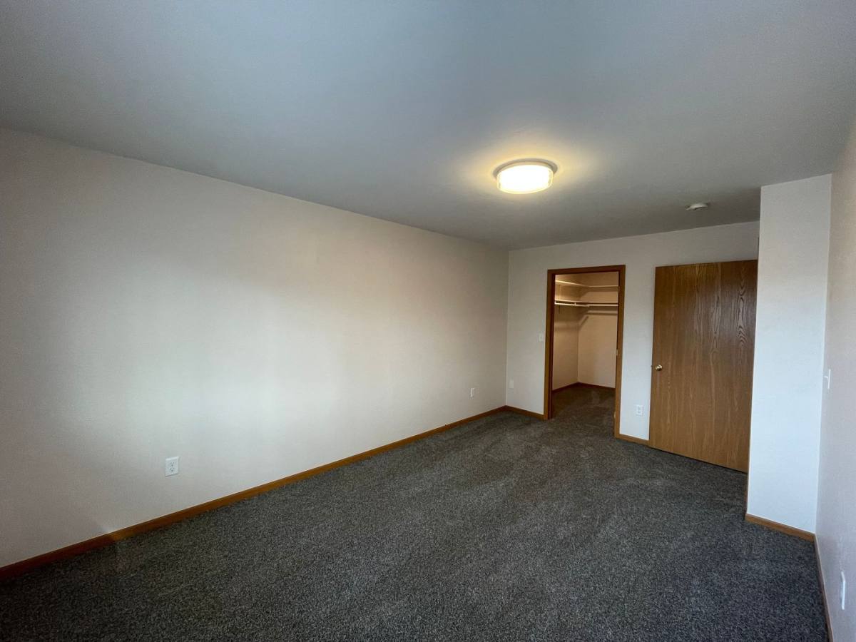 Apartment for rent at 125 S Platten St, Green Bay, WI 54303