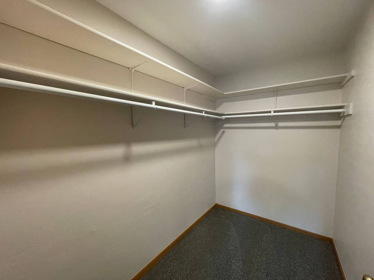 Apartment for rent at 125 S Platten St, Green Bay, WI 54303