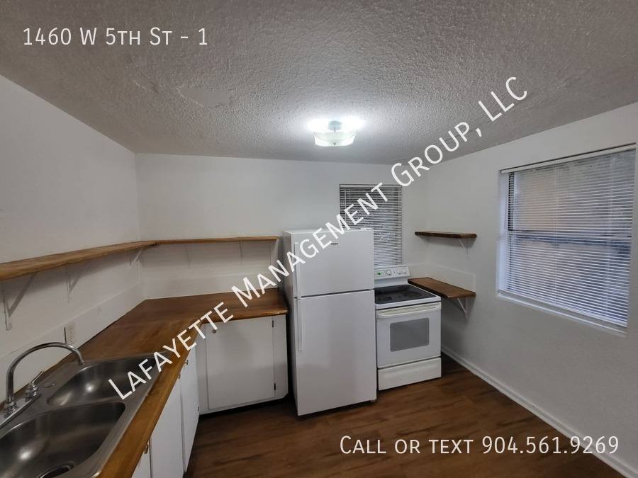 Apartment for rent at 1460 W 5th St #1, Jacksonville, FL 32209