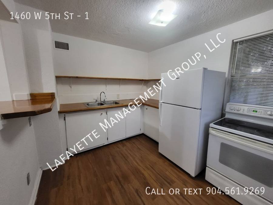 Apartment for rent at 1460 W 5th St #1, Jacksonville, FL 32209