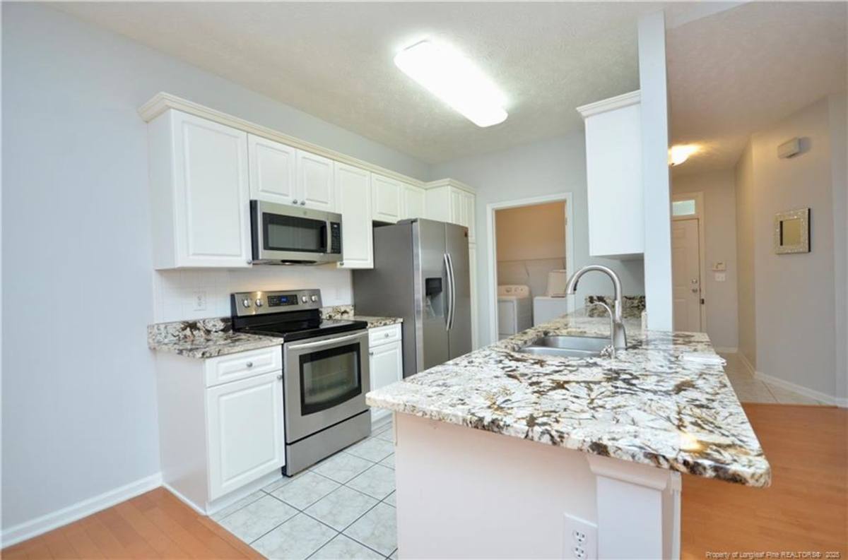 Condo for rent at 4050-201 Bardstown, Fayetteville, NC 28304