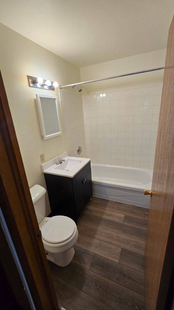 Apartment for rent at 4133-4200 S 51st St, Milwaukee, WI 53220