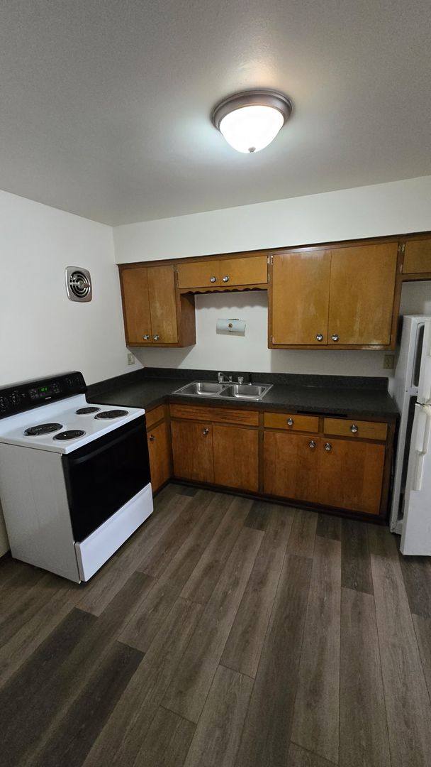 Apartment for rent at 4133-4200 S 51st St, Milwaukee, WI 53220