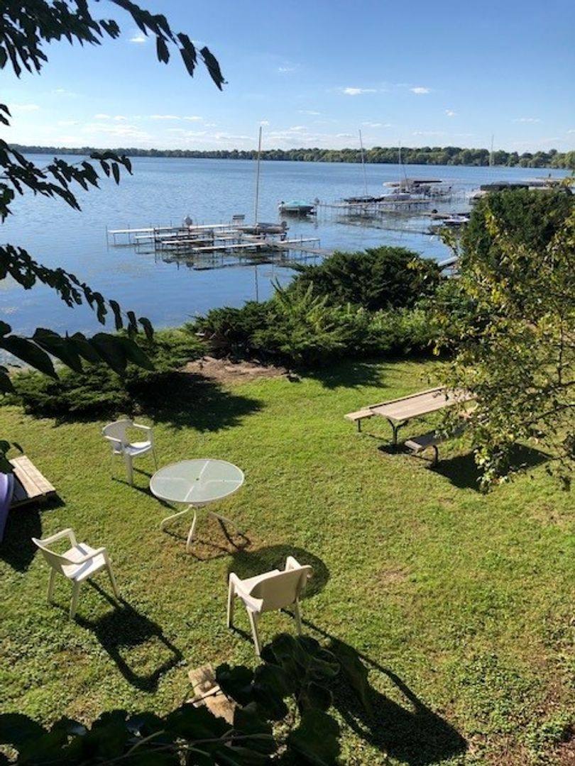 Apartment for rent at 3909 Monona Dr, Madison, WI 53716