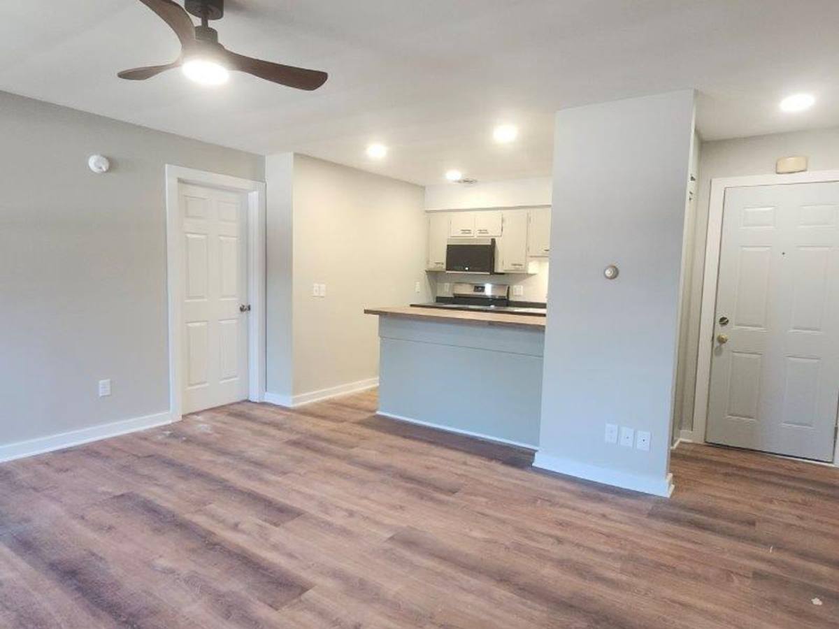 Apartment for rent at 3909 Monona Dr, Madison, WI 53716