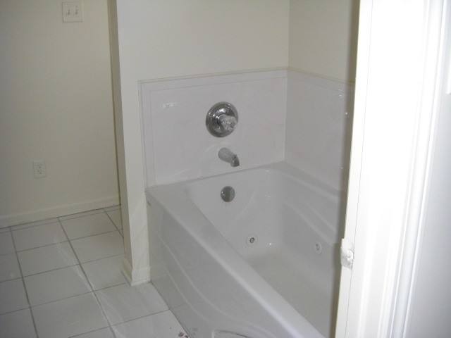 House for rent at 7720 Wolf Hollow Dr, Memphis, TN 38133