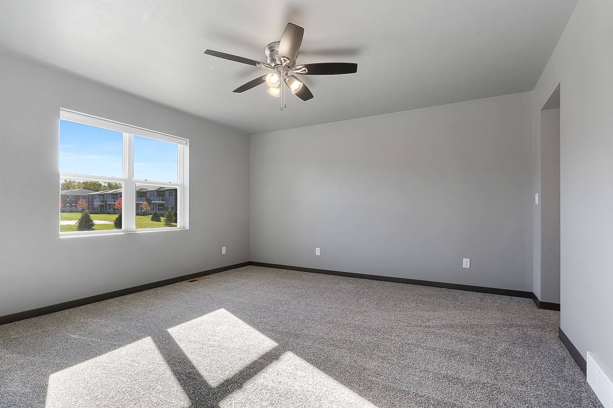 Apartment for rent at 635 Diversity Dr, De Pere, WI 54115