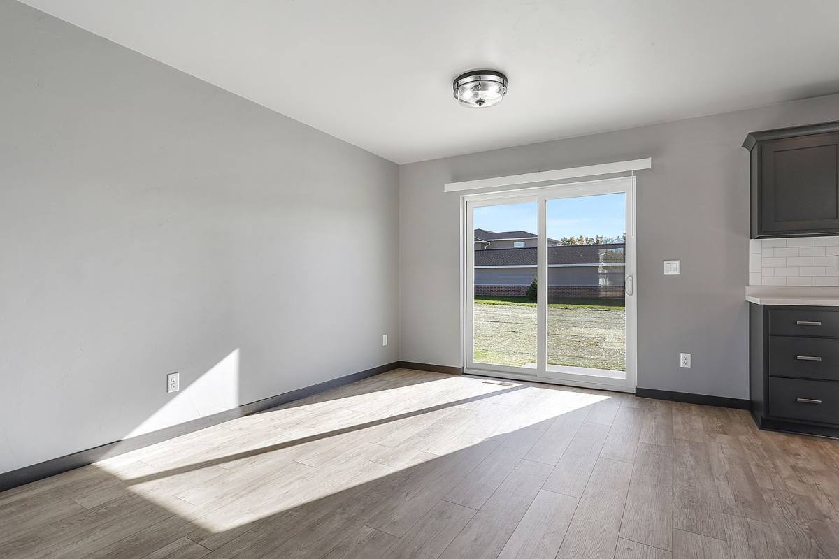 Apartment for rent at 635 Diversity Dr, De Pere, WI 54115