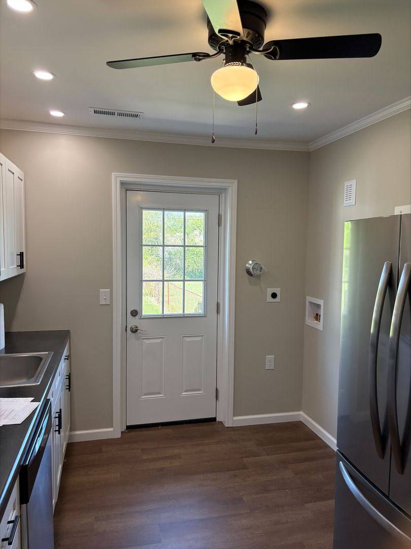 Apartment for rent at 2117 Sherwood Rd, Kingsport, TN 37664