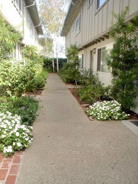 Townhouse for rent at 1674 Hollenbeck Ave, Sunnyvale, CA 94087