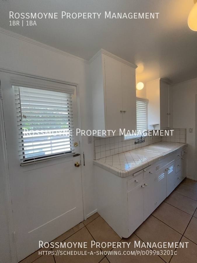 Apartment for rent at 4413 Ledge Ave, North Hollywood, CA 91602