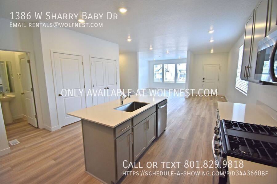 Townhouse for rent at 1386 W Sharry Baby Dr, Saratoga Springs, UT 84045