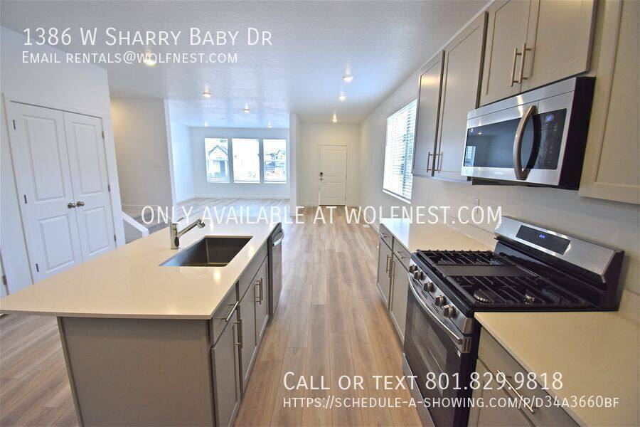 Townhouse for rent at 1386 W Sharry Baby Dr, Saratoga Springs, UT 84045