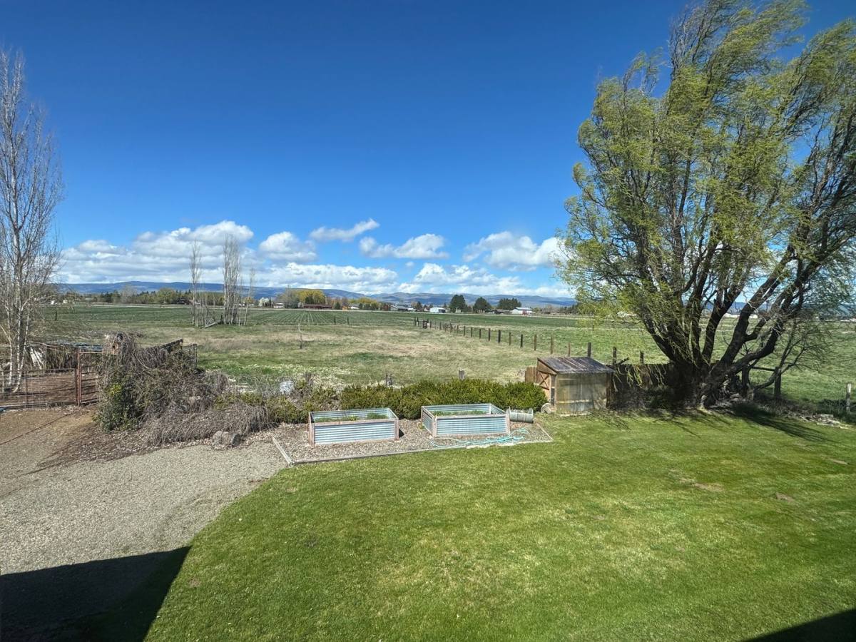 House for rent at 225 Mission View Dr, Ellensburg, WA 98926