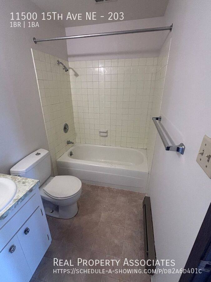 Apartment for rent at 11500 15th Ave NE #203, Seattle, WA 98125