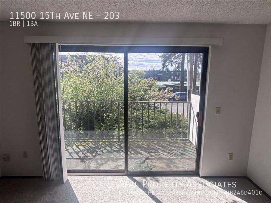 Apartment for rent at 11500 15th Ave NE #203, Seattle, WA 98125