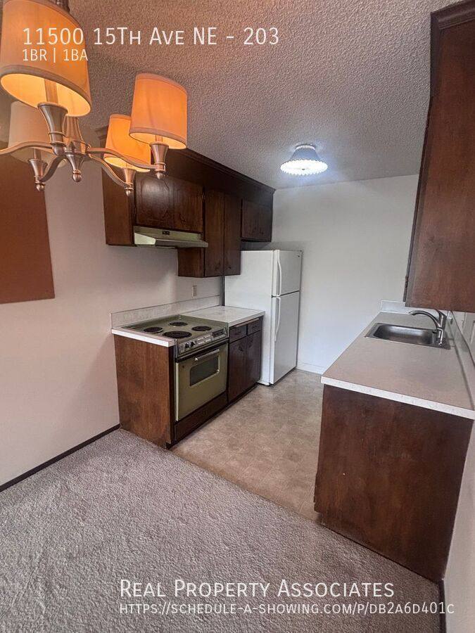 Apartment for rent at 11500 15th Ave NE #203, Seattle, WA 98125