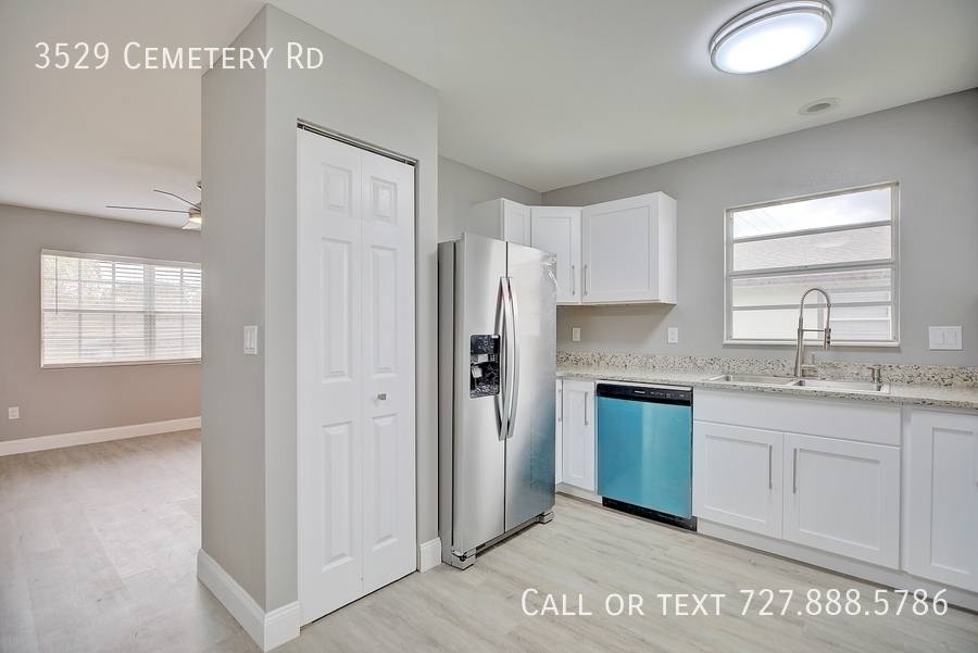 House for rent at 3529 Cemetery Rd, Sebring, FL 33870