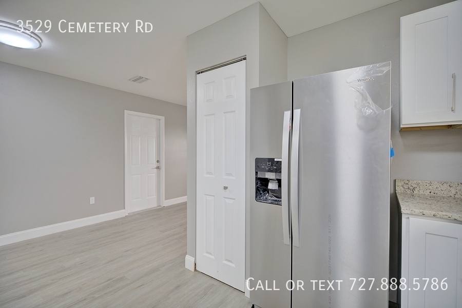 House for rent at 3529 Cemetery Rd, Sebring, FL 33870