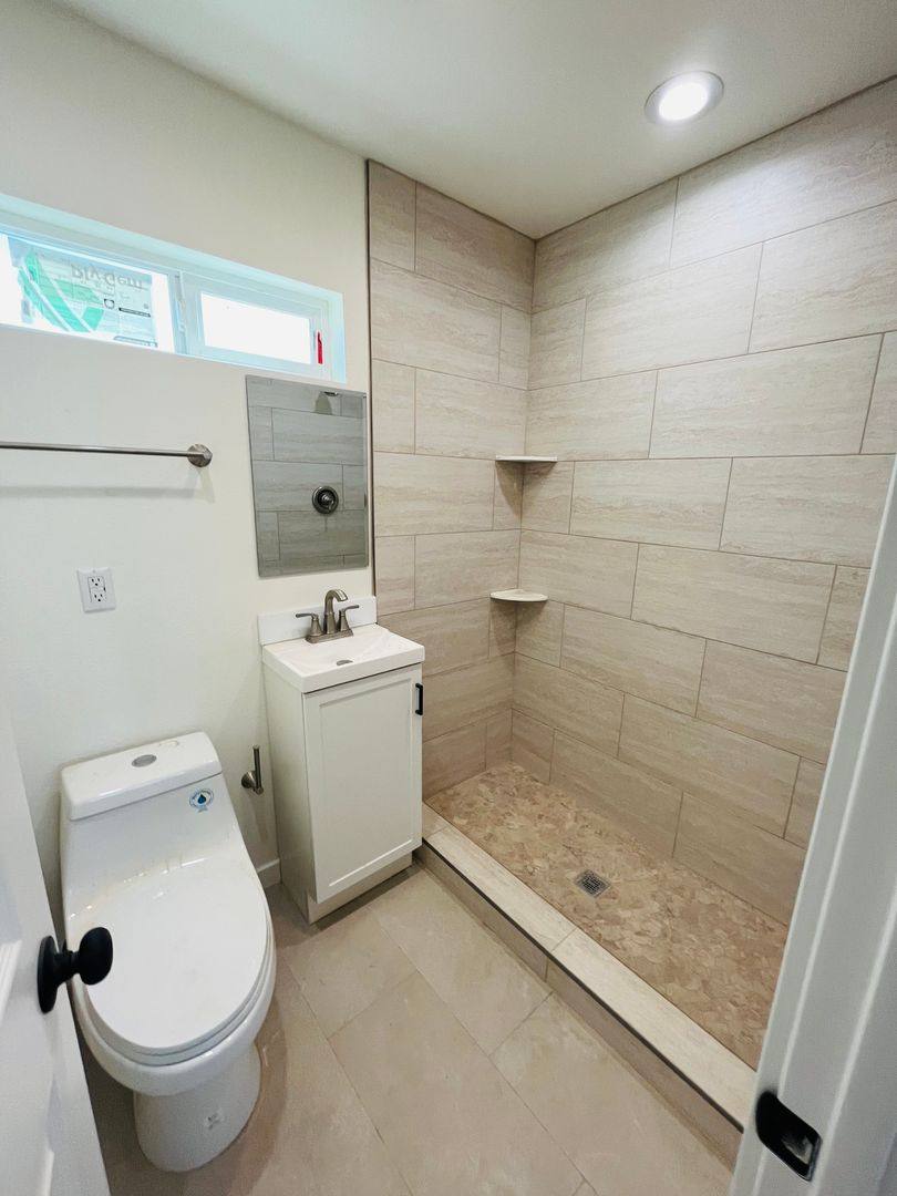 Apartment for rent at 207 W Main St, Barstow, CA 92311