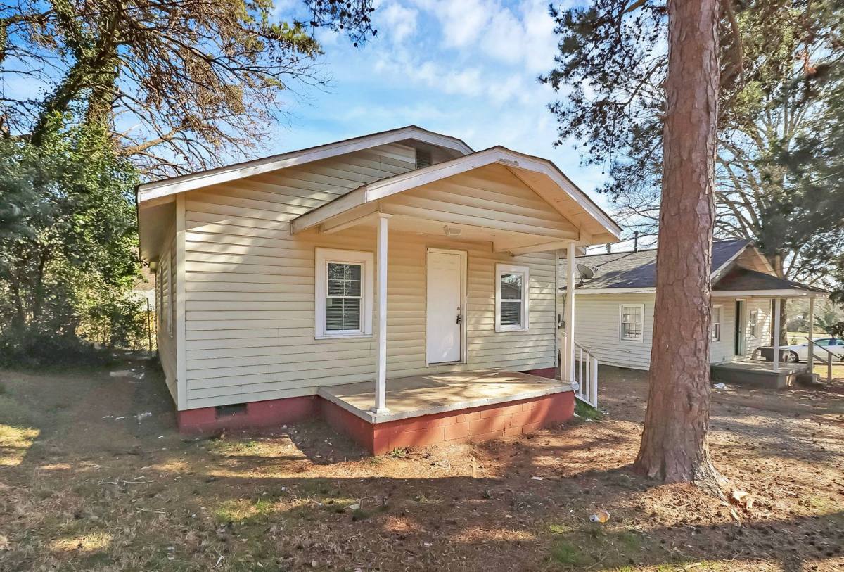 House for rent at 2510 Hemphill St, Charlotte, NC 28208