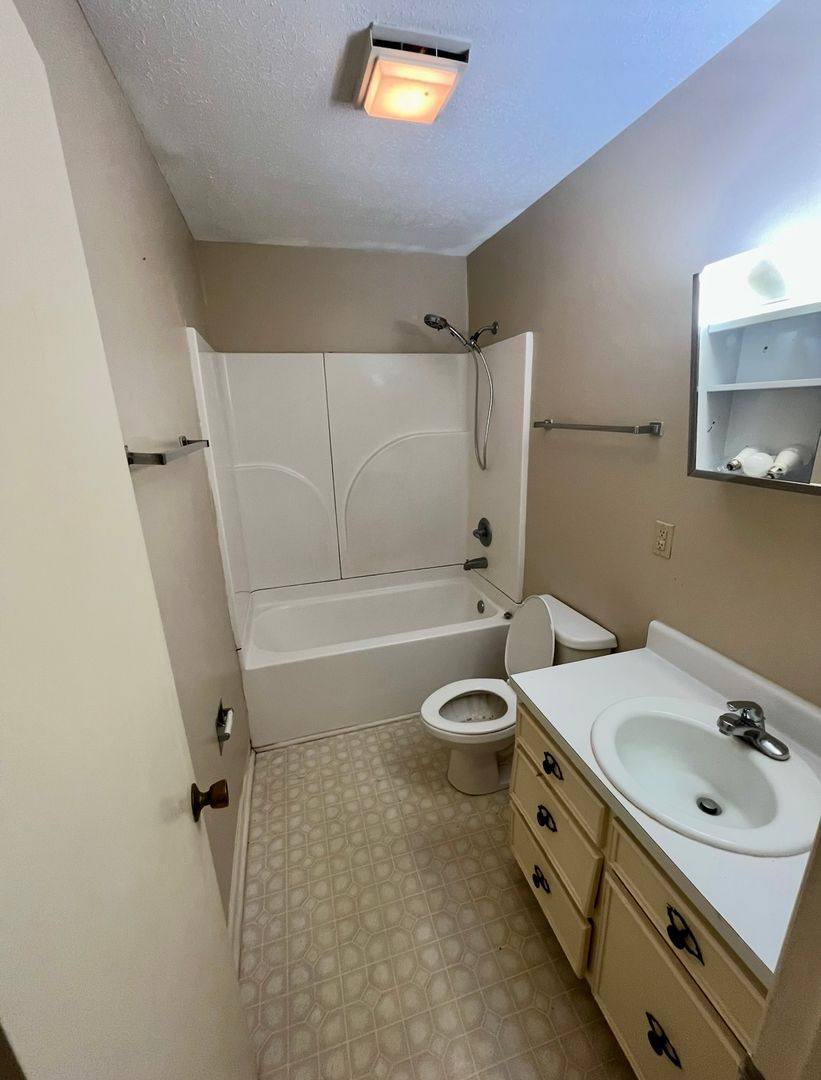 Apartment for rent at 707 Loop Rd, Vidalia, GA 30474