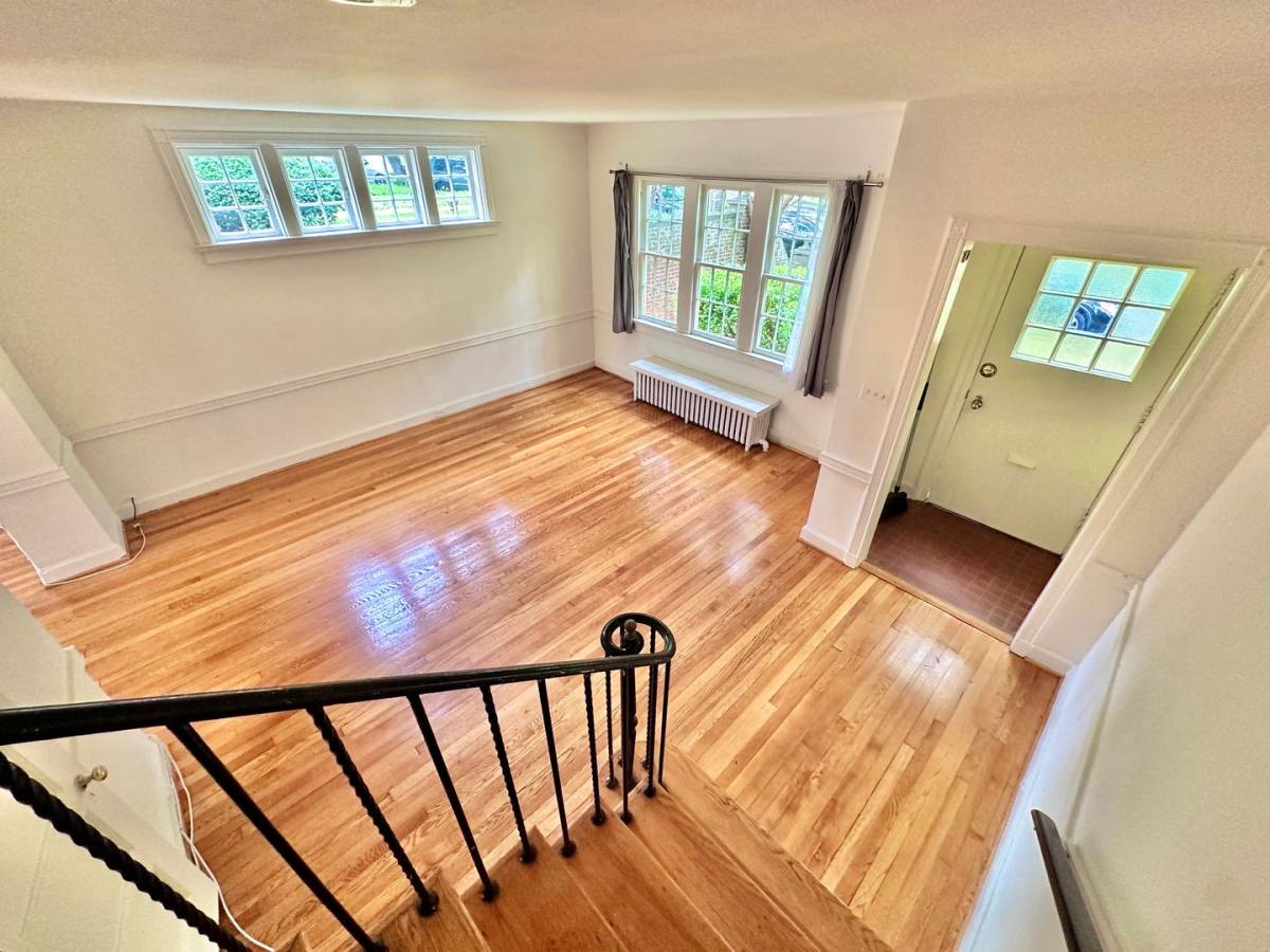 Townhouse for rent at 4422 Greenwich Parkway NW, Washington, DC 20007