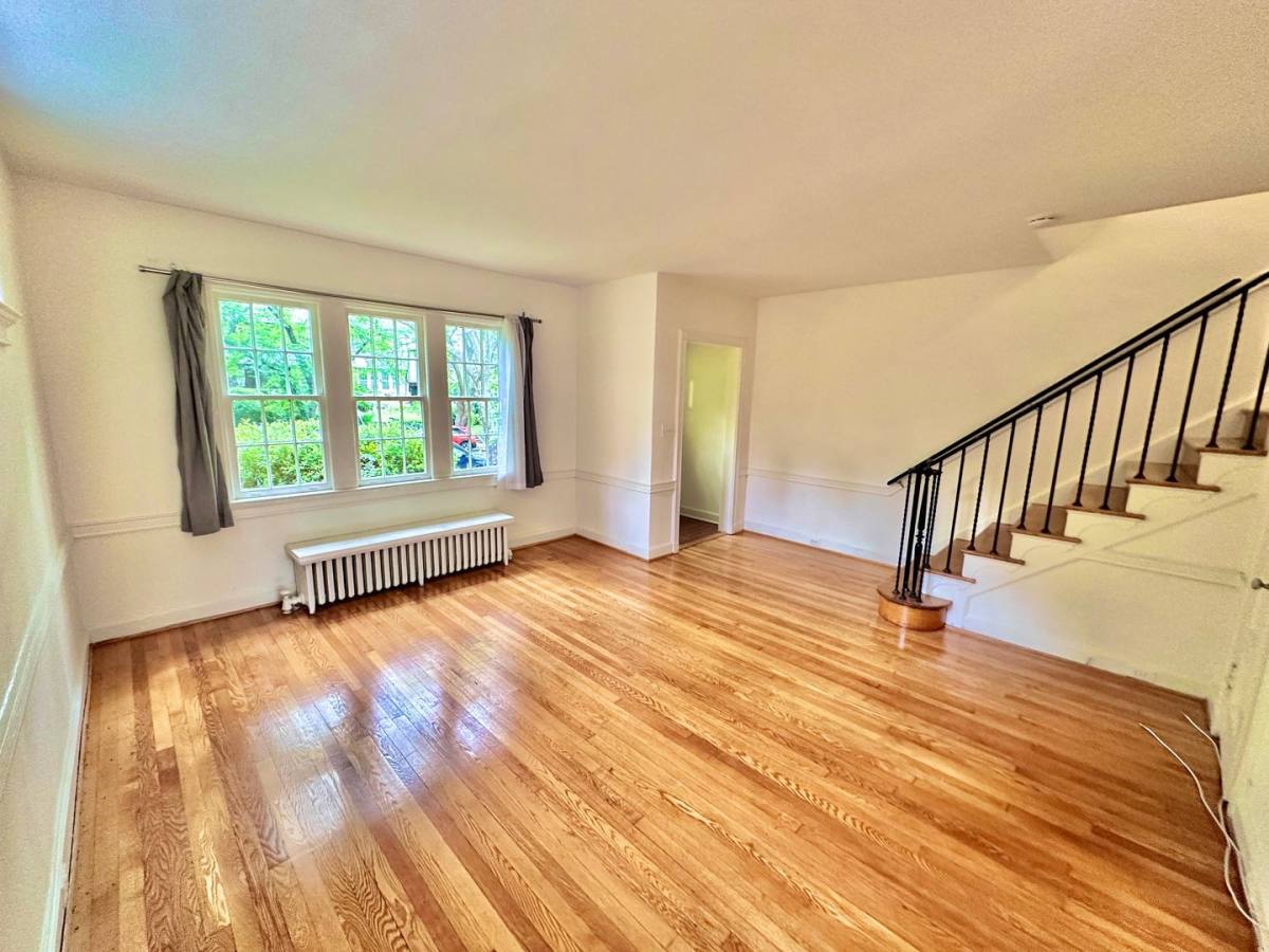 Townhouse for rent at 4422 Greenwich Parkway NW, Washington, DC 20007