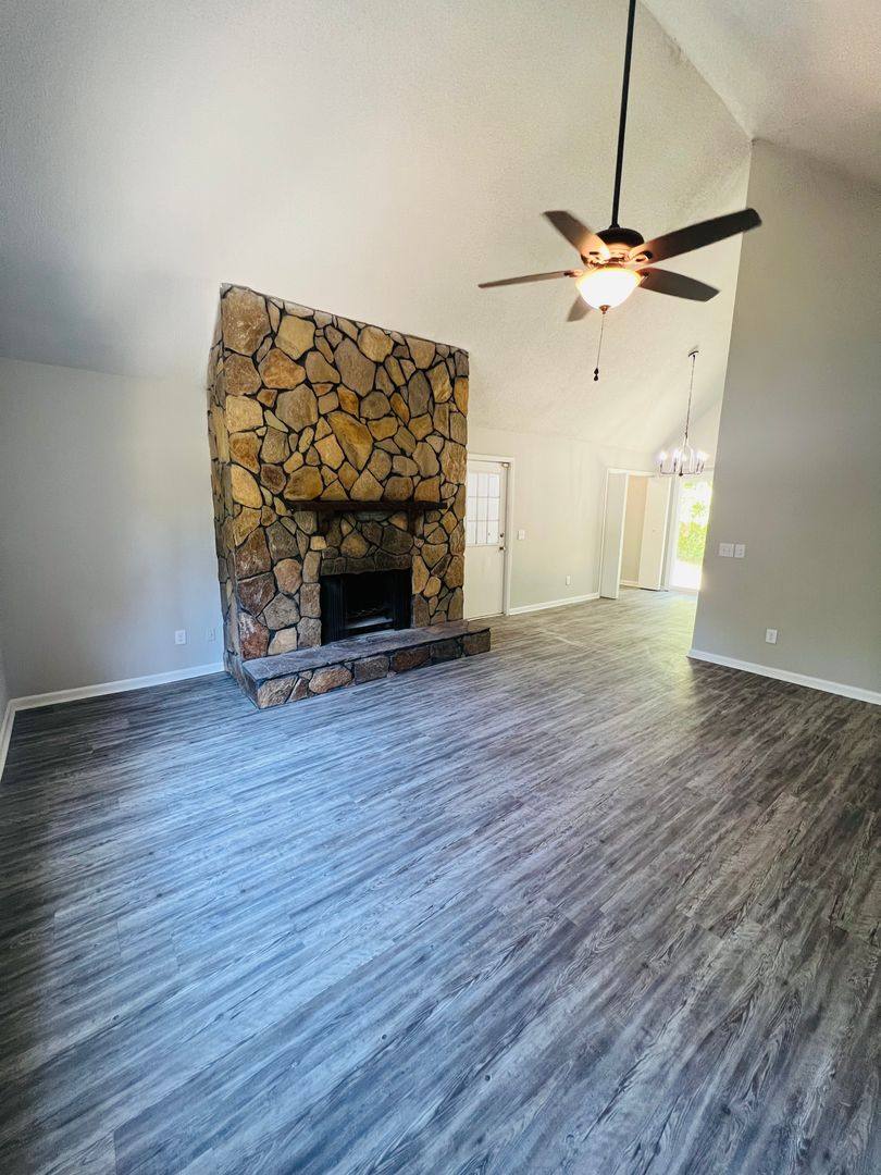 House for rent at 908 Spanish Oak Dr, Hinesville, GA 31313