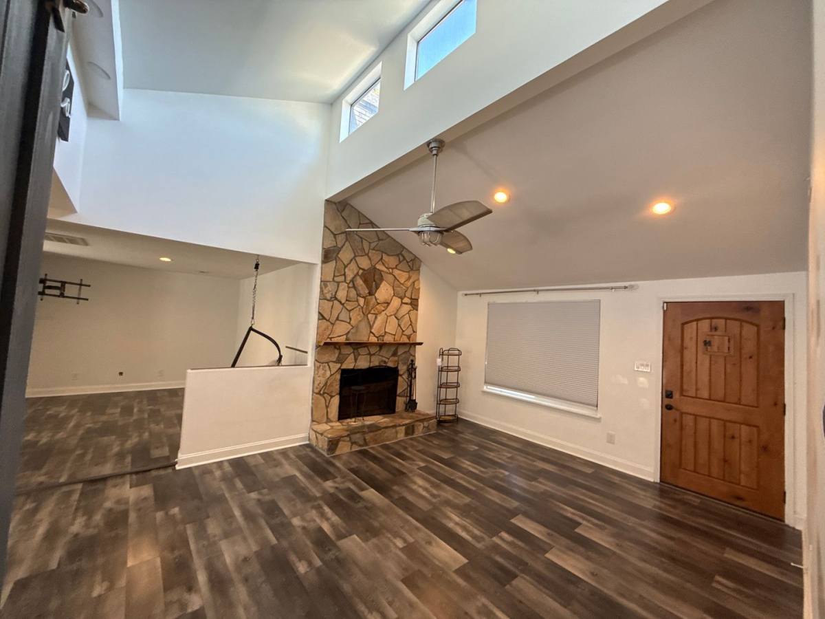 House for rent at 6814 Pence Rd, Charlotte, NC 28215
