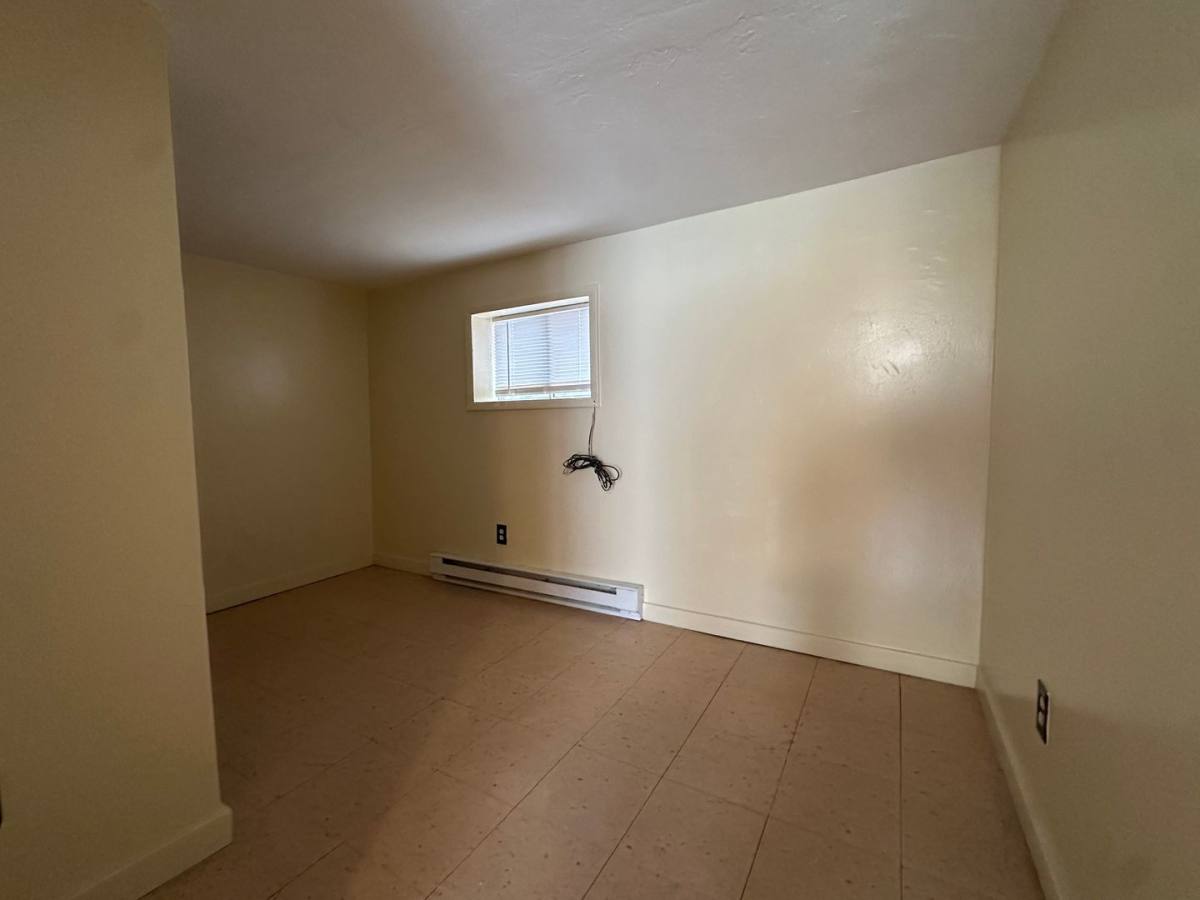 Apartment for rent at 434 N Kent St, Winchester, VA 22601