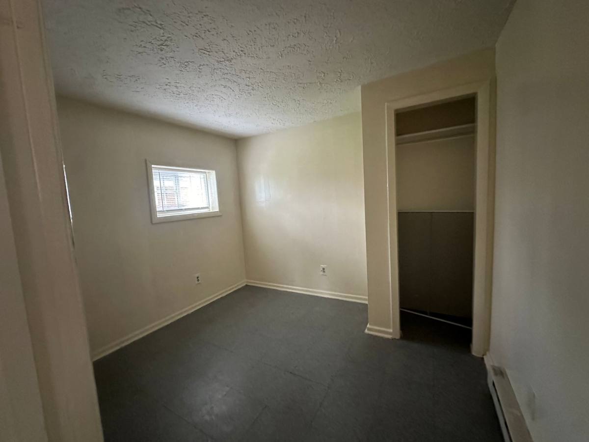 Apartment for rent at 434 N Kent St, Winchester, VA 22601