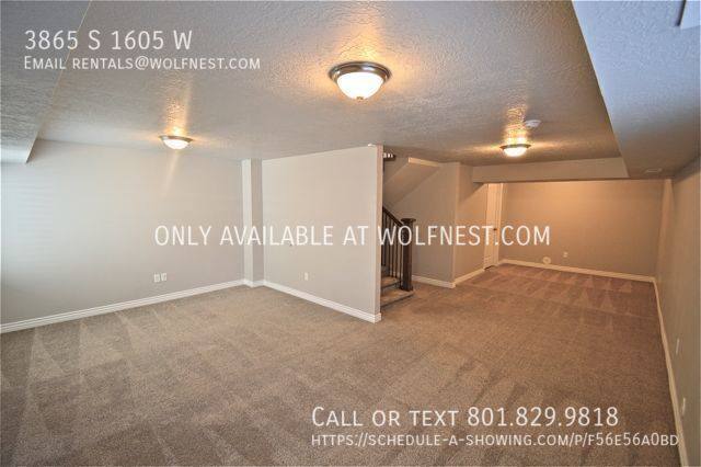 Townhouse for rent at 3865 S 1605 W, West Valley City, UT 84119