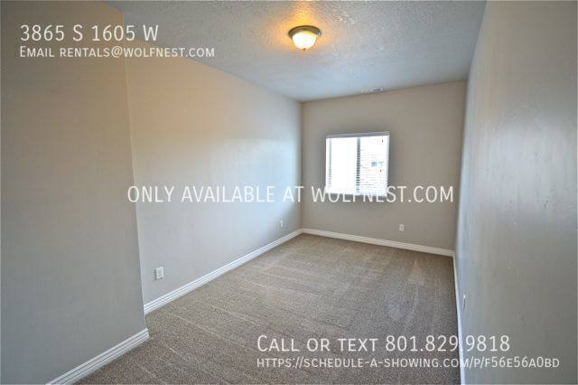 Townhouse for rent at 3865 S 1605 W, West Valley City, UT 84119