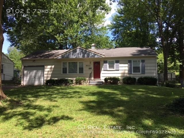 House for rent at 9102 E 73rd St, Kansas City, MO 64133