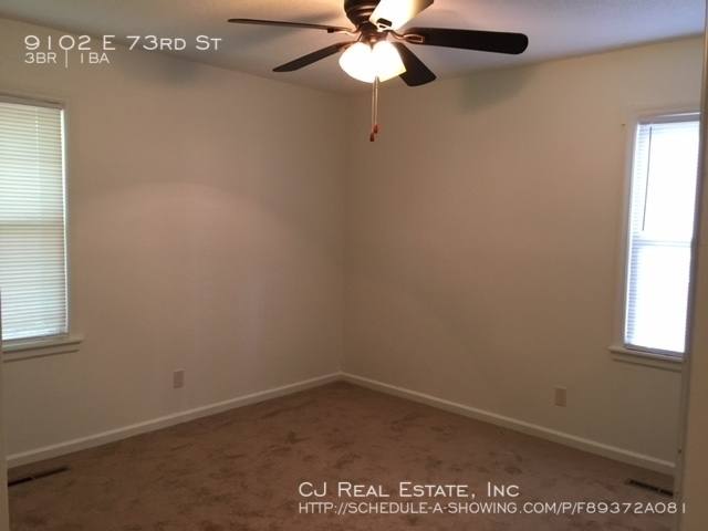 House for rent at 9102 E 73rd St, Kansas City, MO 64133