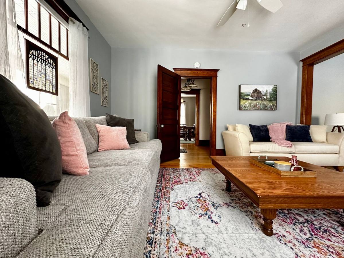 Apartment for rent at 610 Jefferson St, Sturgeon Bay, WI 54235