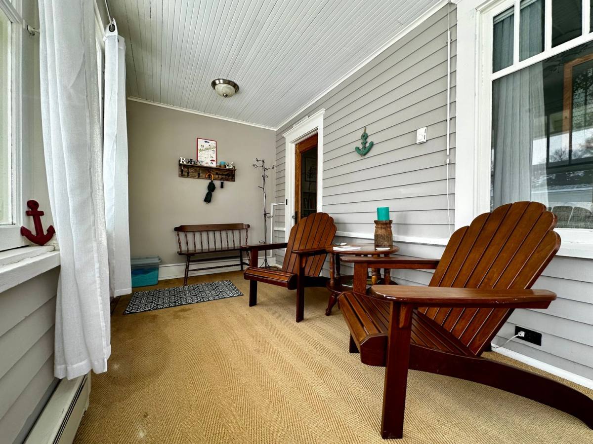 Apartment for rent at 610 Jefferson St, Sturgeon Bay, WI 54235
