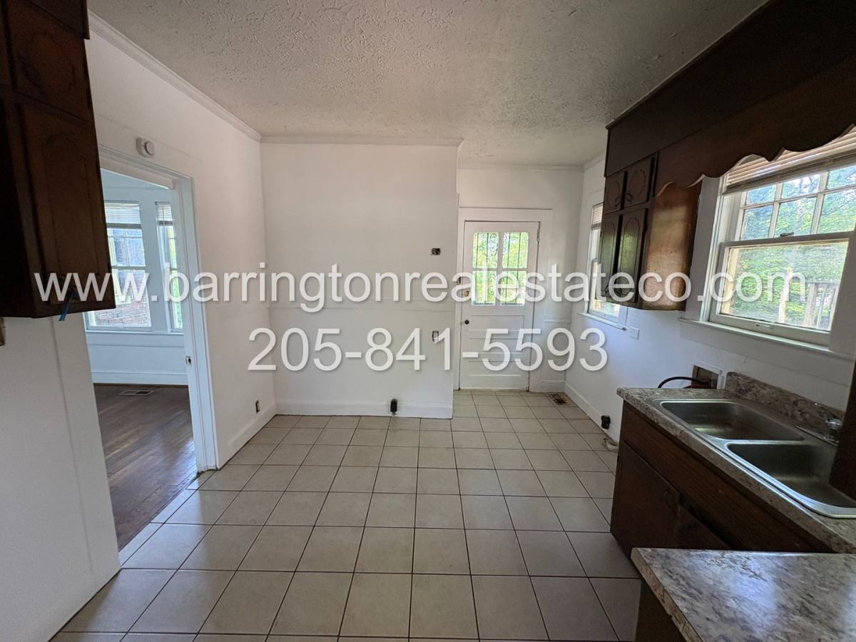 House for rent at 1642 Graymont Ave W, Birmingham, AL 35208