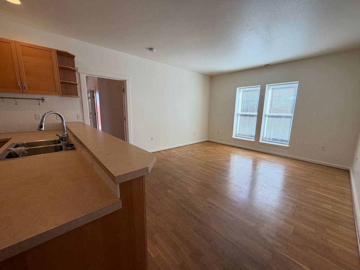 145 SE Mayberry Ave, Corvallis, OR 97333 - House for Rent - Image 4