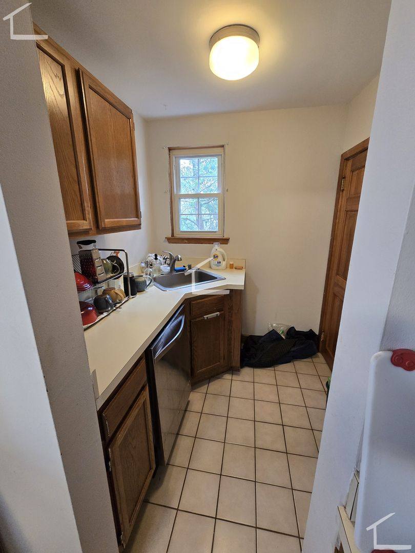 House for rent at 101 Summer St #3, Watertown, MA 02472