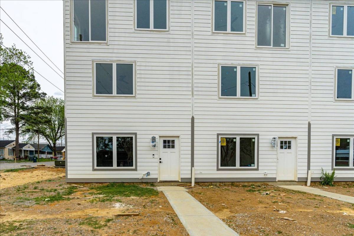 Apartment for rent at 2519 E 12th, Chattanooga, TN 37404