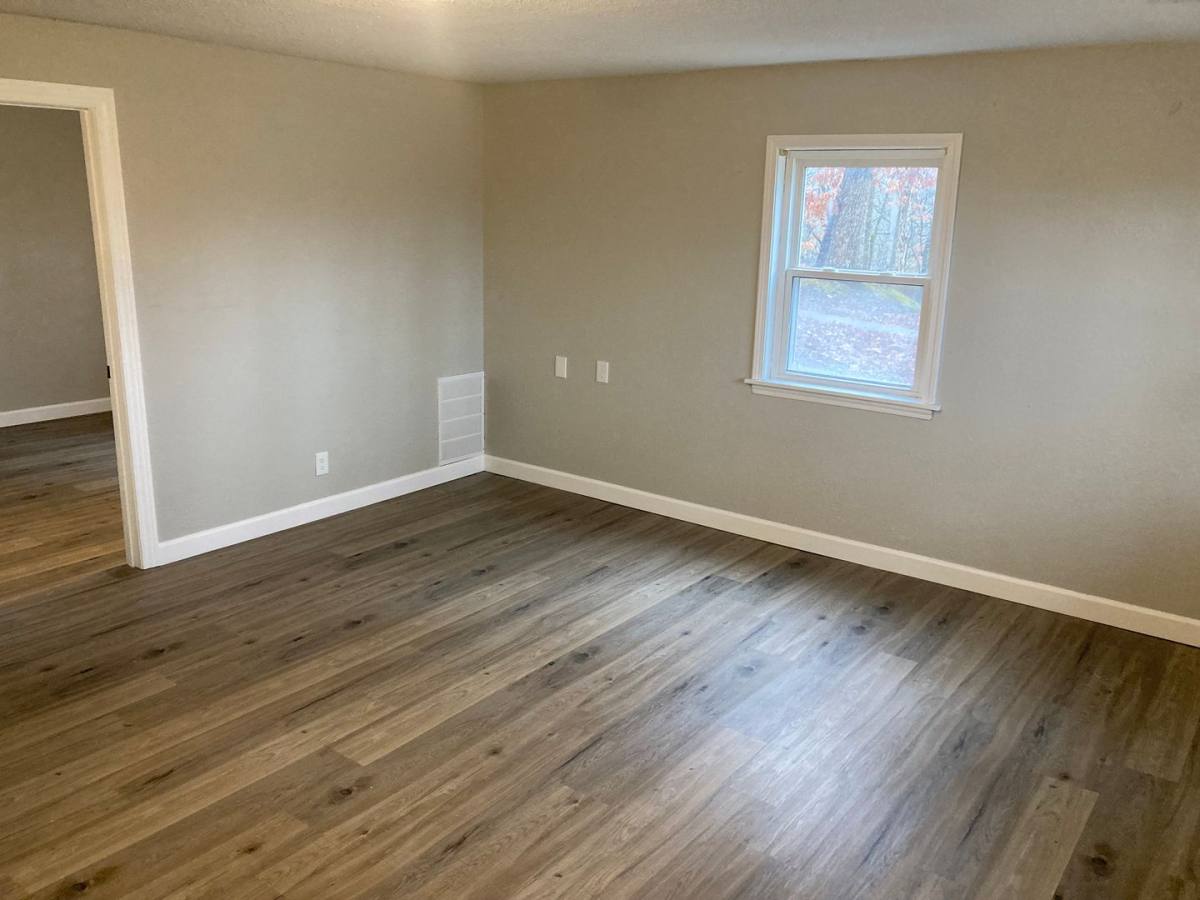 Apartment for rent at 102 Golden Rule Rd, Lake Ozark, MO 65049