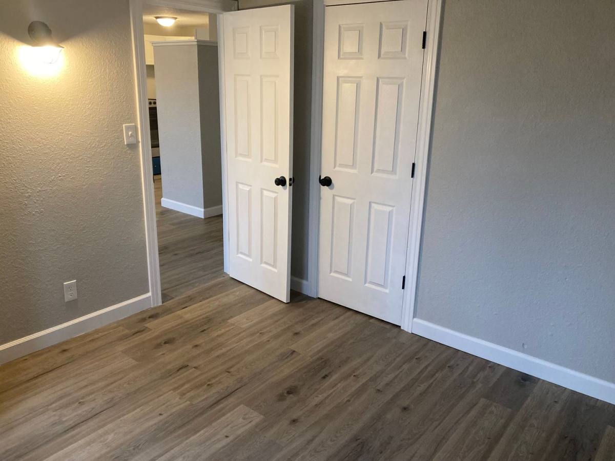 Apartment for rent at 102 Golden Rule Rd, Lake Ozark, MO 65049