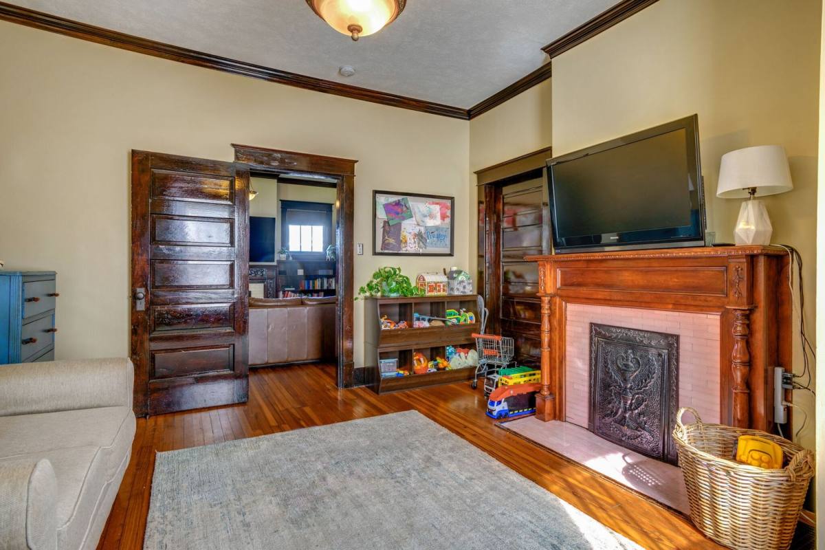 House for rent at 801 Shelby Ave, Nashville, TN 37206