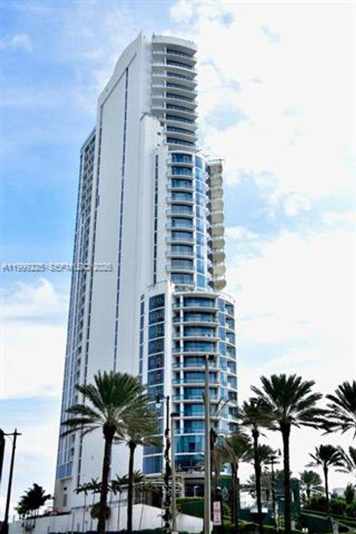 Apartment for rent at 17475 Collins Ave, North Miami Beach, FL 33160